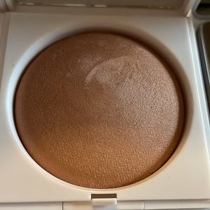 Honest beauty dusk reflection